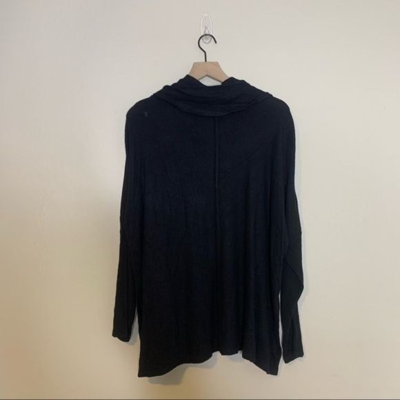 NEW Status by Chenault Black Cowl Neck Tunic Sweater Large - Picture 3 of 11